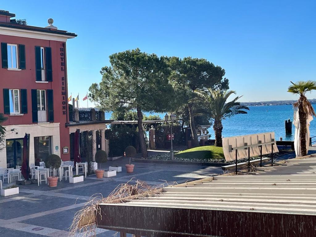 Le Reve - Lake View Rooms Sirmione Esterno foto