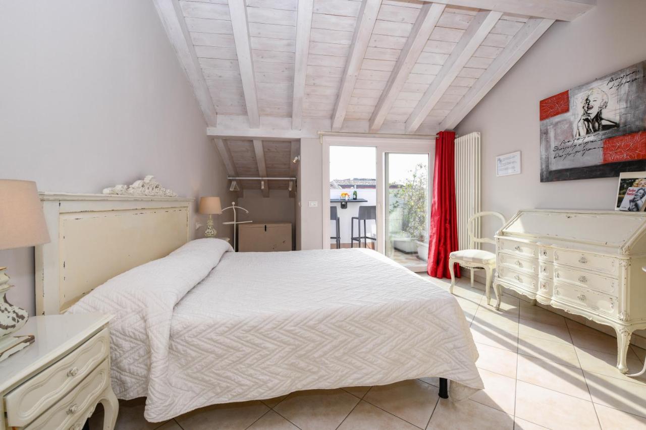 Le Reve - Lake View Rooms Sirmione Esterno foto