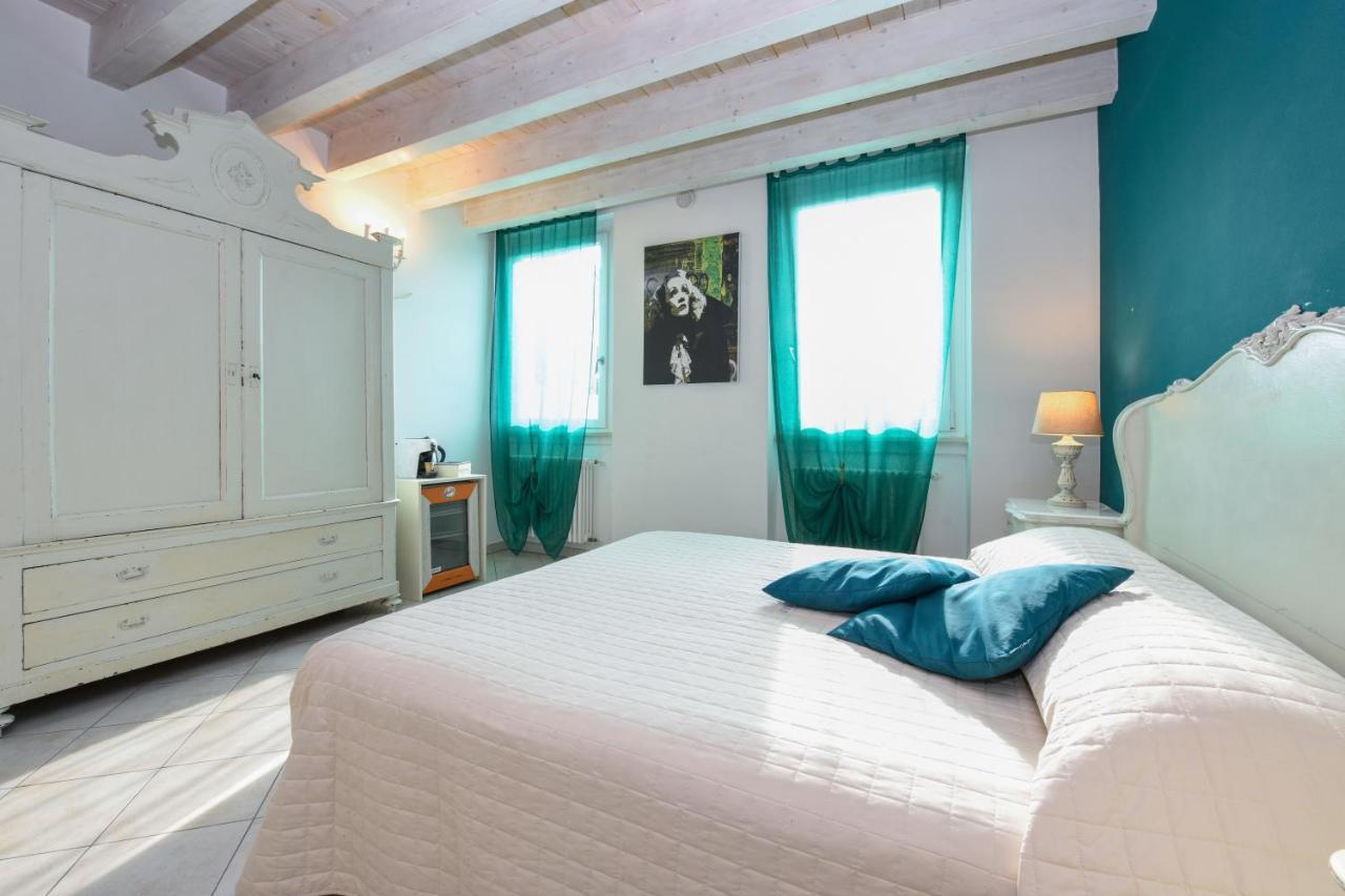 Le Reve - Lake View Rooms Sirmione Esterno foto