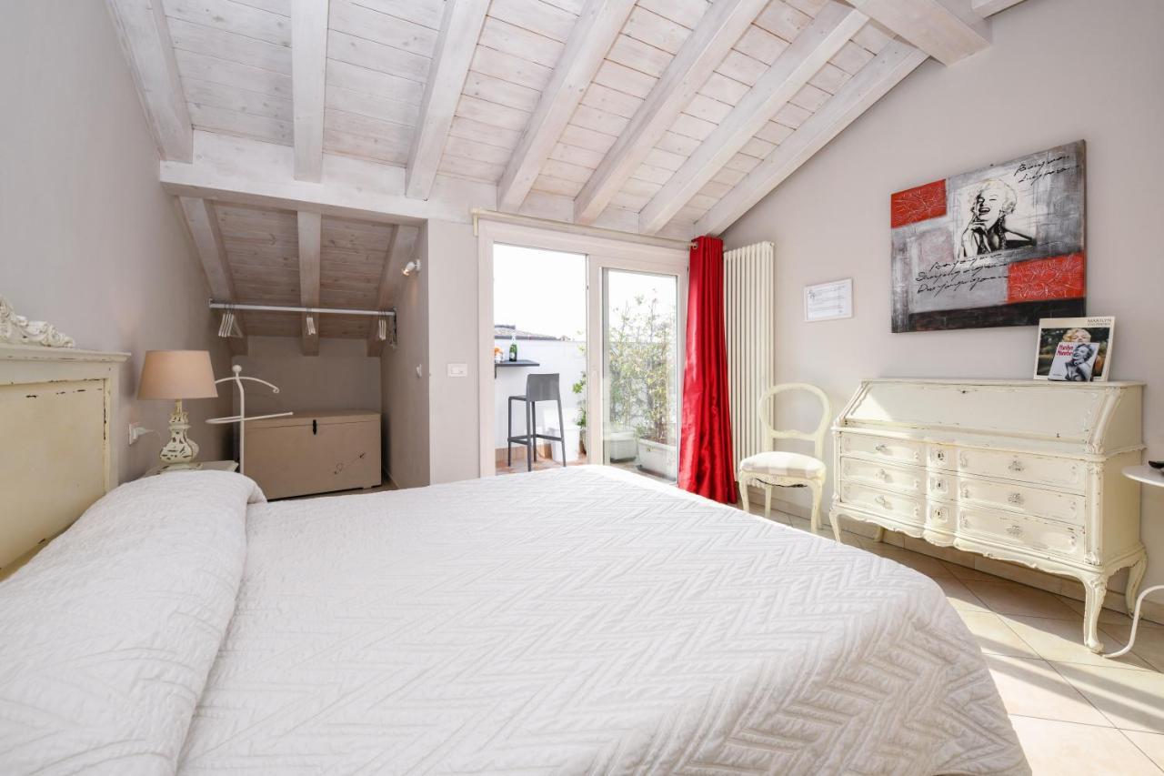 Le Reve - Lake View Rooms Sirmione Esterno foto
