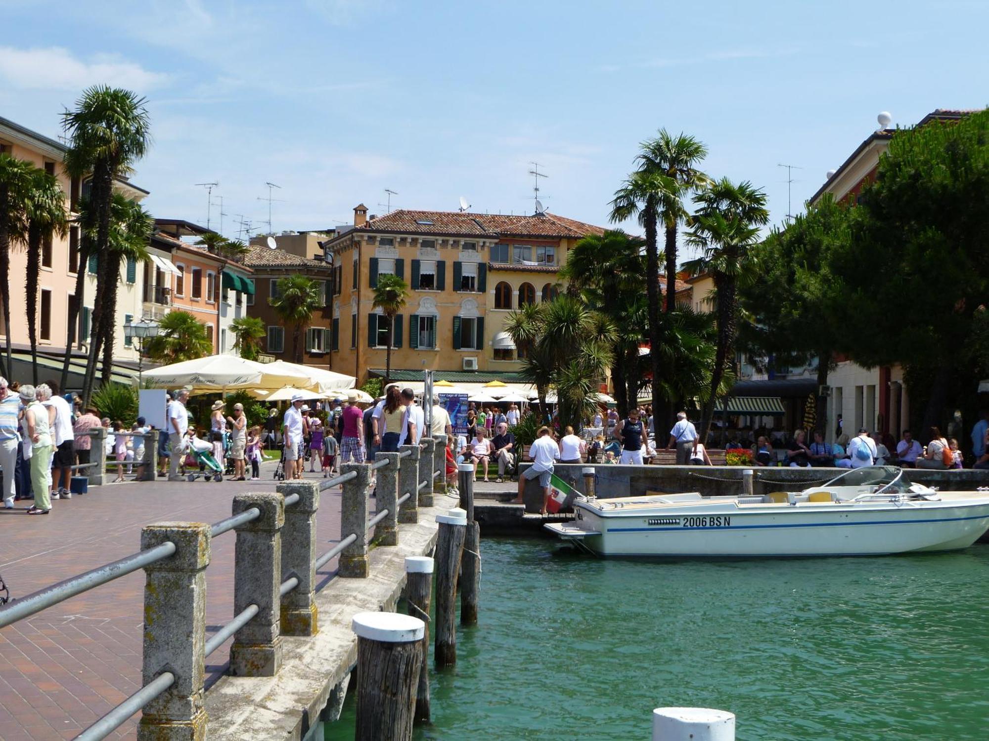Le Reve - Lake View Rooms Sirmione Esterno foto